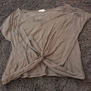 Twist front Tee